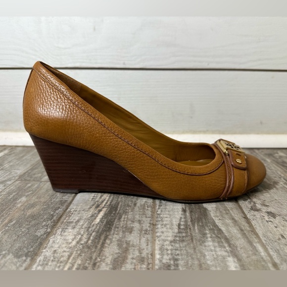 Tory Burch Brown/Tan Leather Wedge Size 8 - Picture 3 of 3